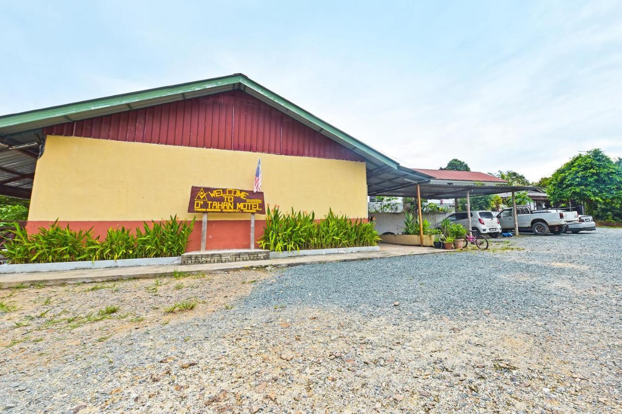 Dtahan Motel Taman Negara Kuala Tahan Exterior photo