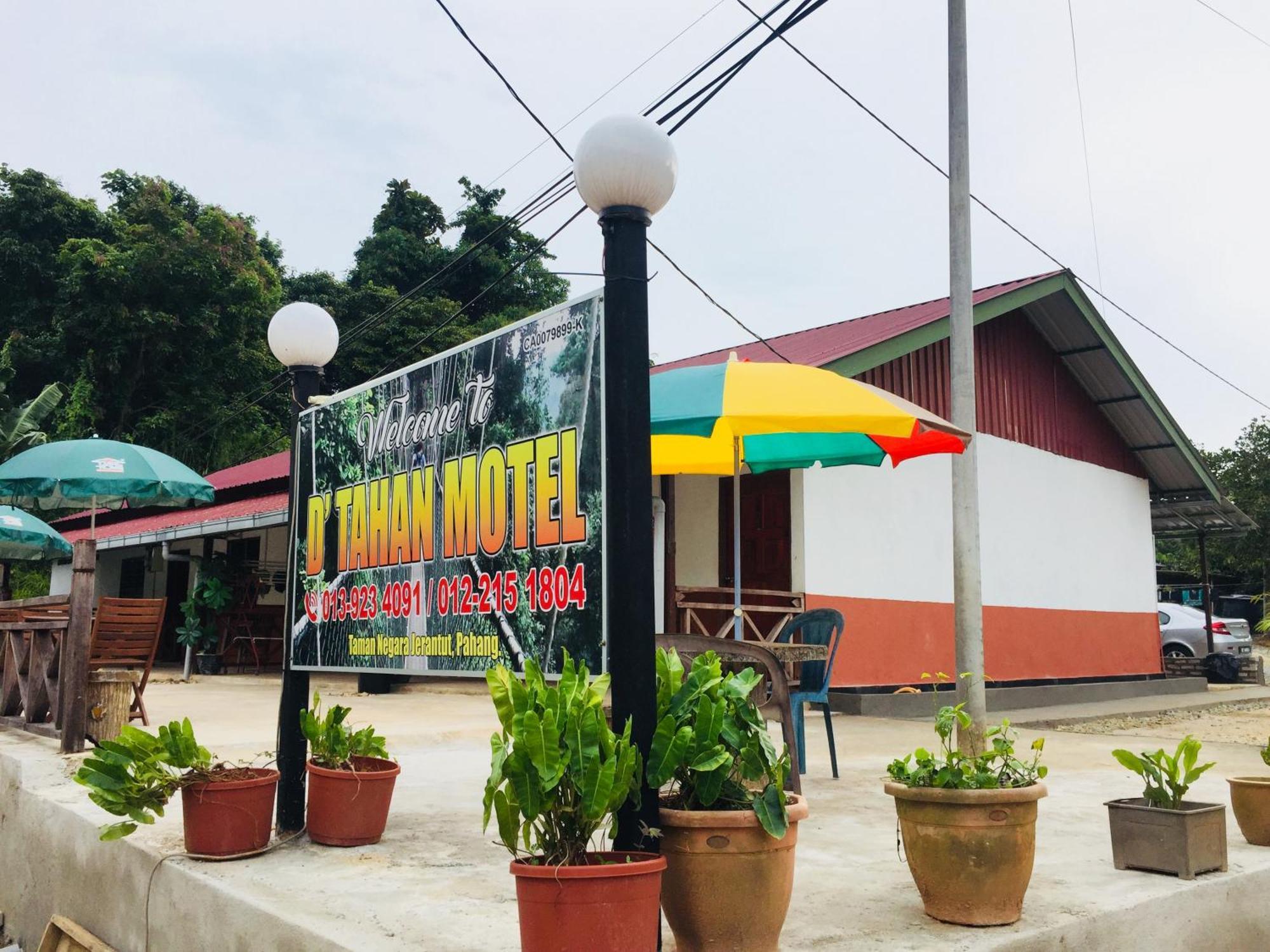 Dtahan Motel Taman Negara Kuala Tahan Exterior photo